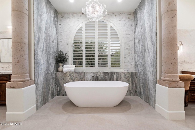Soaking Tub
