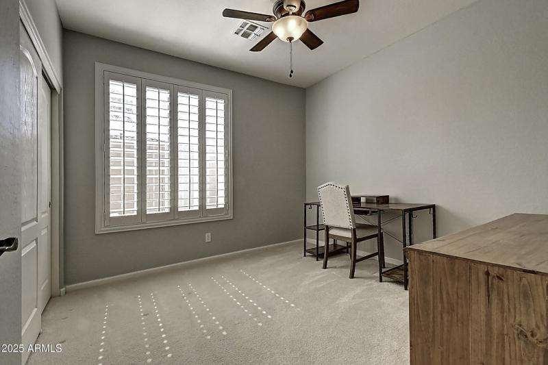 634 W Goldfinch Way (25)