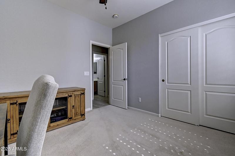 634 W Goldfinch Way (26)