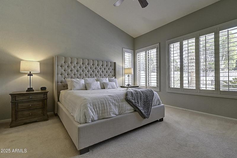 634 W Goldfinch Way (32)