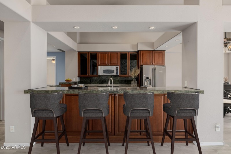 virtual_staging-03-Dining Room-result-01