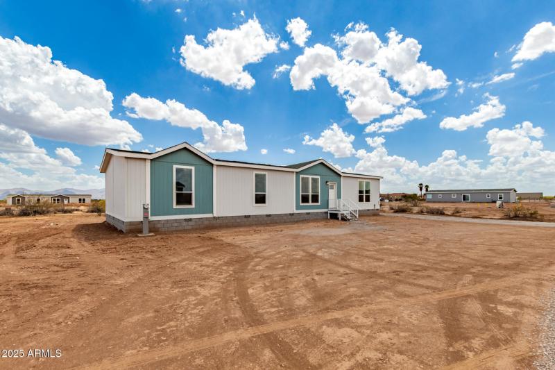 23069 W MILTON DR