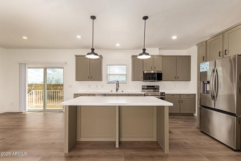23069 W MILTON DR