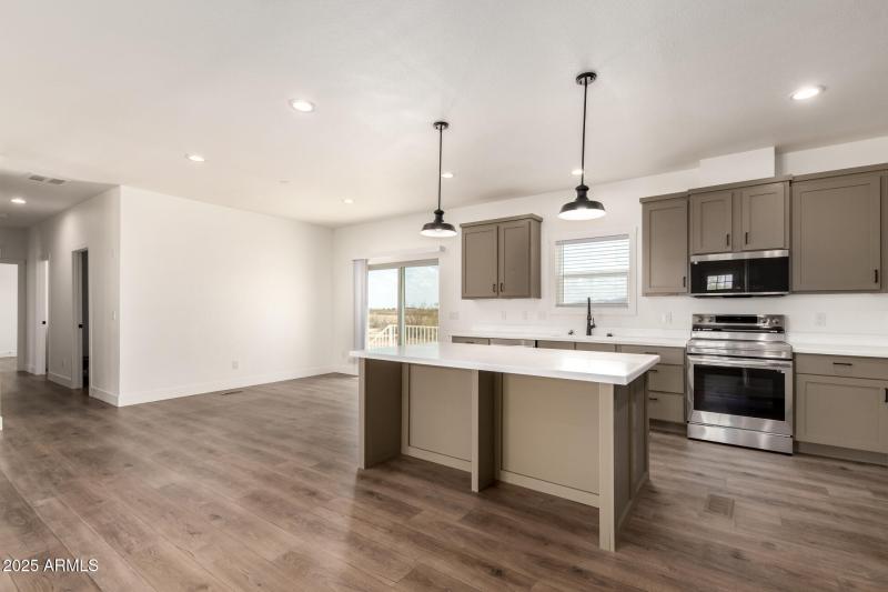 23069 W MILTON DR