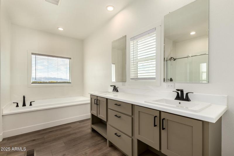 23069 W MILTON DR
