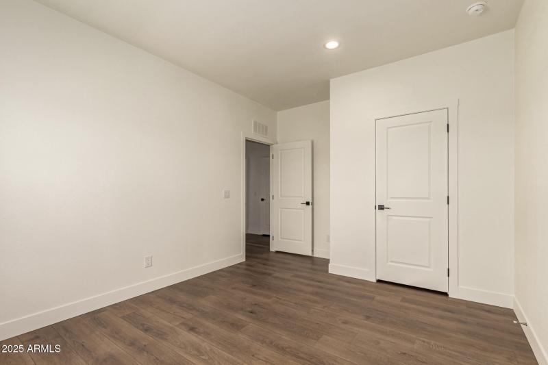 23069 W MILTON DR