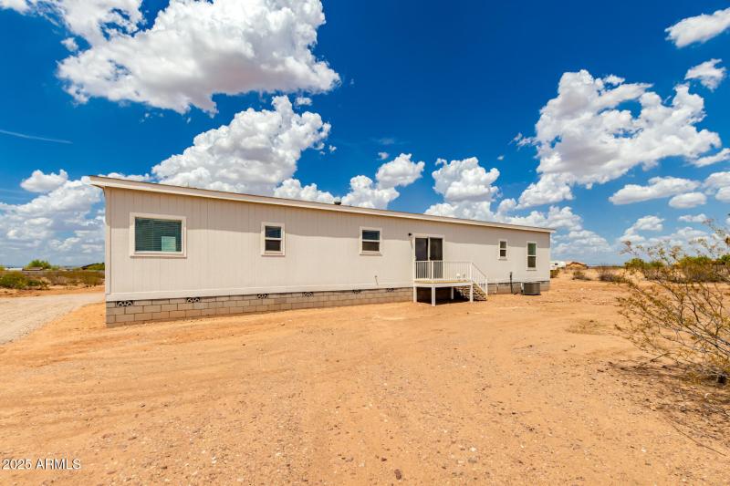 23069 W MILTON DR