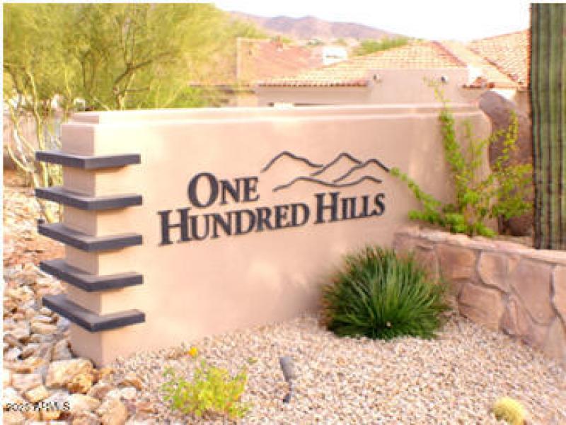 100 Hills Sign