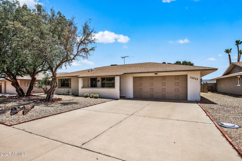 01_13219_Ashwood1_mls