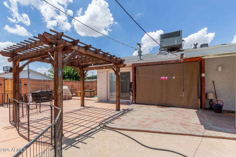 91505269-2828-4C22-95C6-1D7B9B7443B4