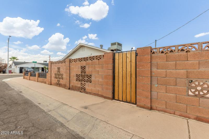 CD8149F6-78DB-4353-A6EB-015420713AEF