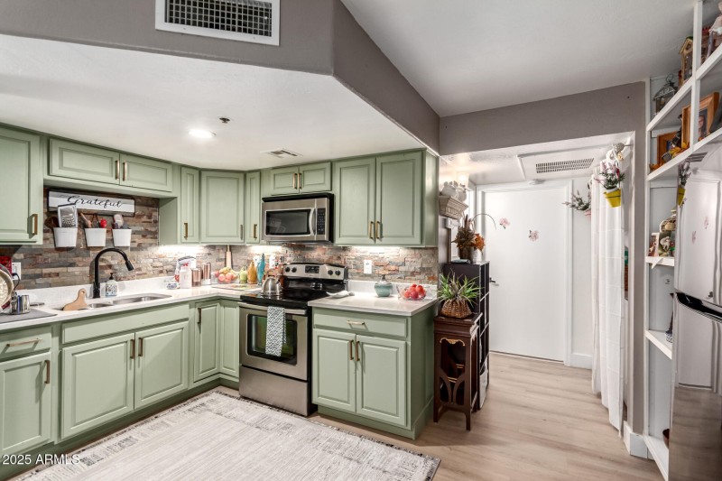11 Bell