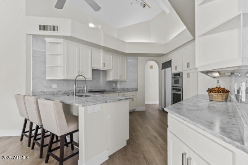 133977520216771795_133977520015929110_DS