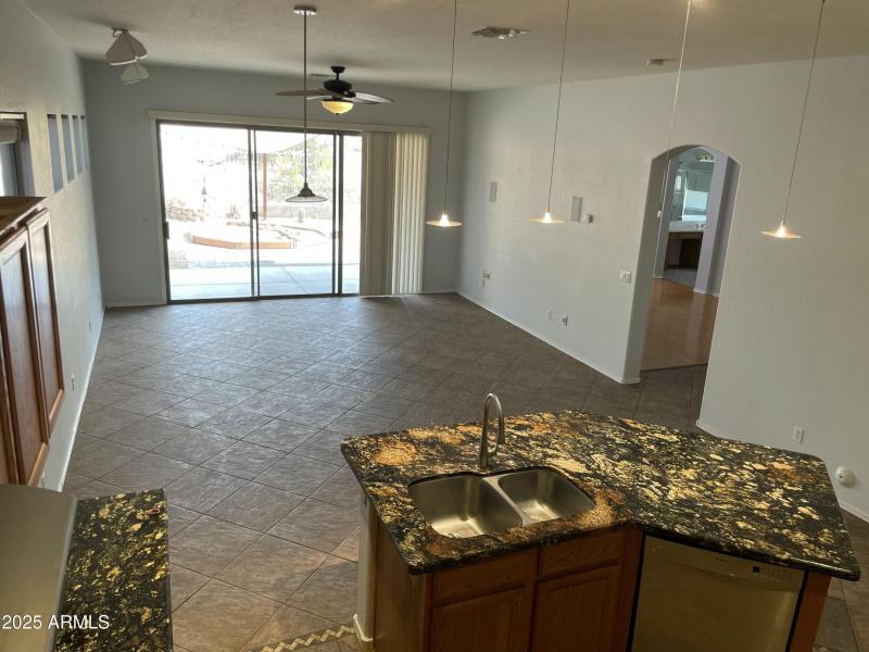 Kitchen / Living Room