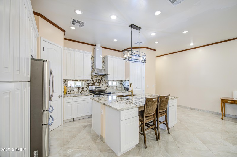 Kitchen 6