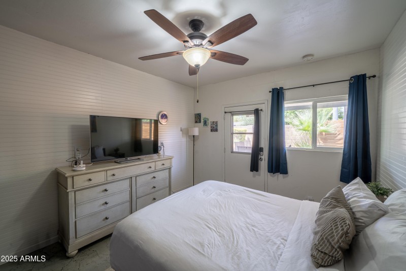 79-DSC05103-HDR