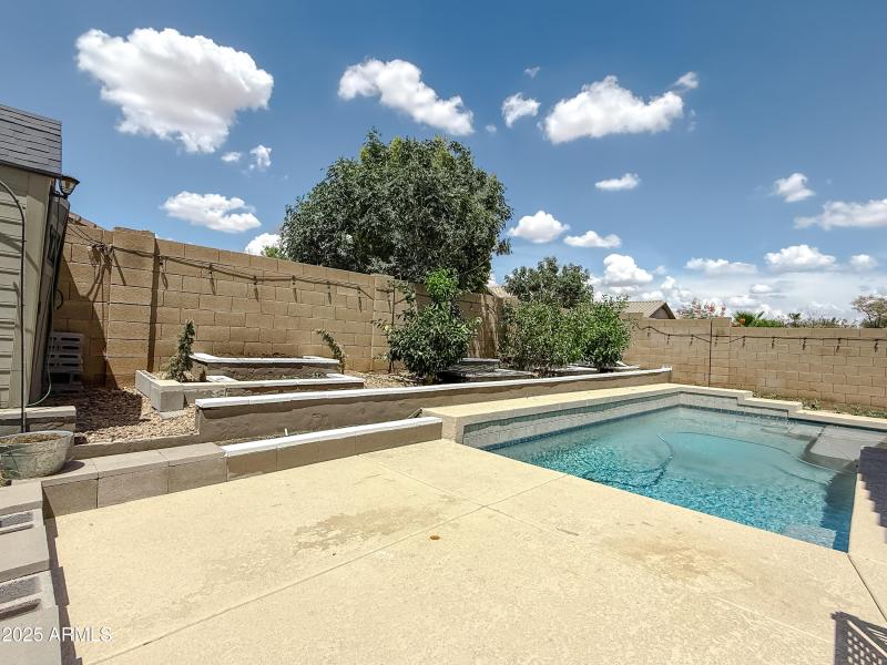 Outdoor sitting area