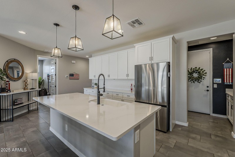 Kitchen with Island