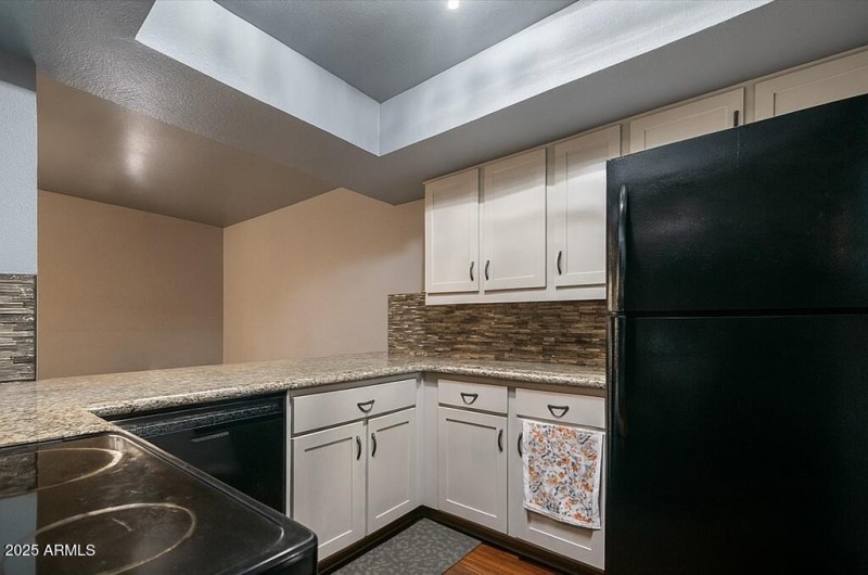 2259E518-8FC4-40B3-ABFB-8F657E1A1056 (1)