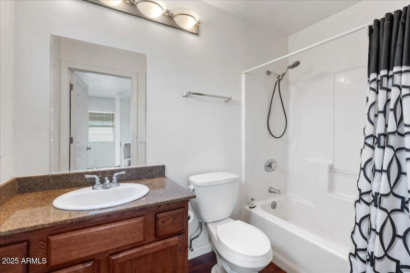 24-Bathroom
