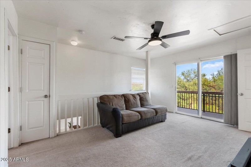 23-Family Room