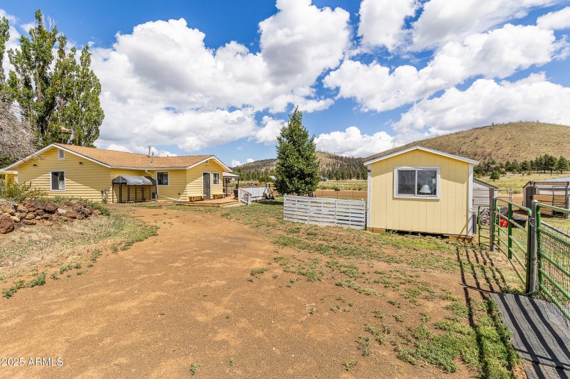 5850 E Girls Ranch Rd-43