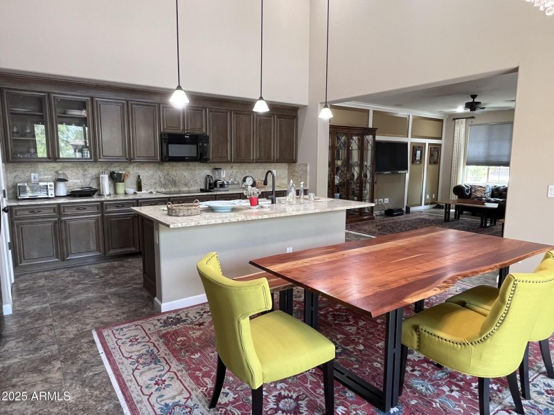 Kitchen & Dining Room