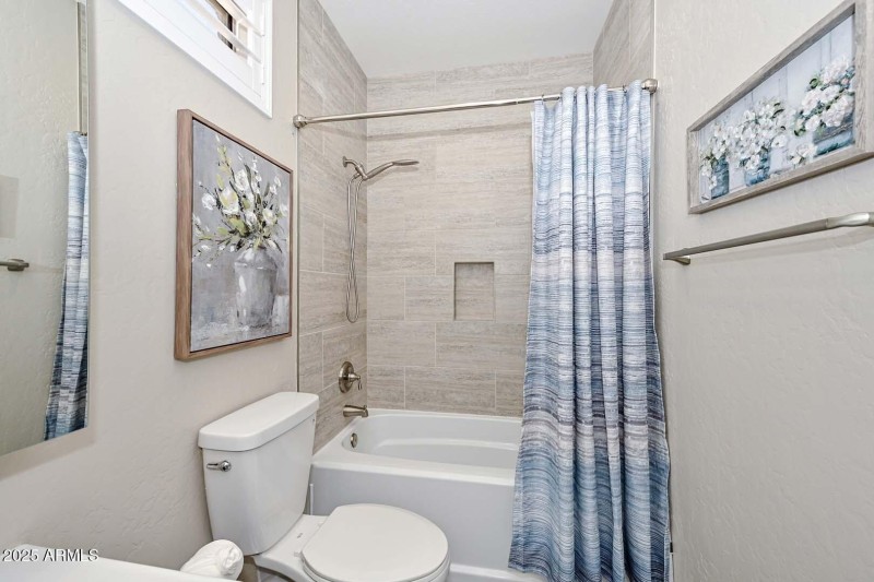 Hall Bath2