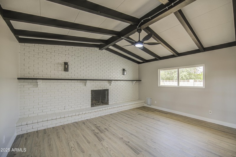 Family Room 4