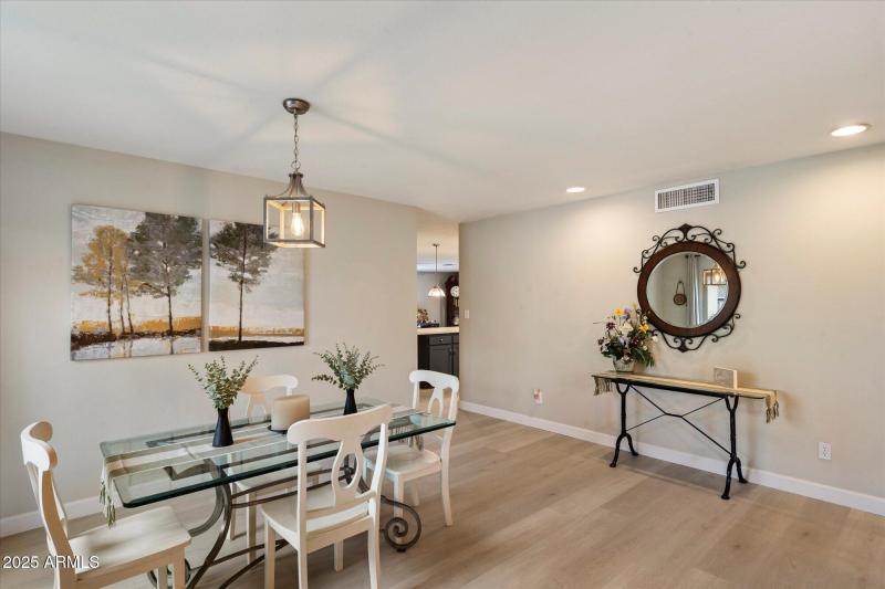 2 DINING ROOM 43-NEW