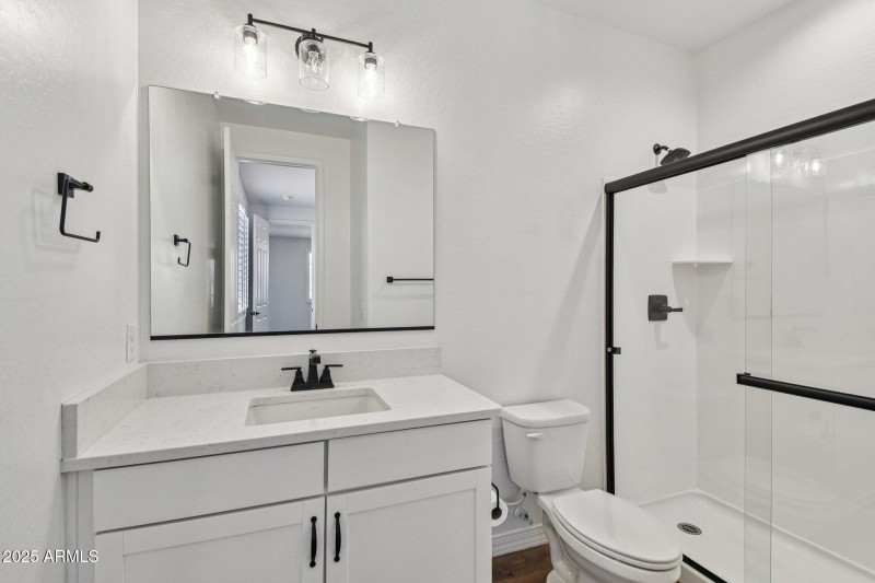 53-web-or-mls-E Joelle Dr-S2407-051
