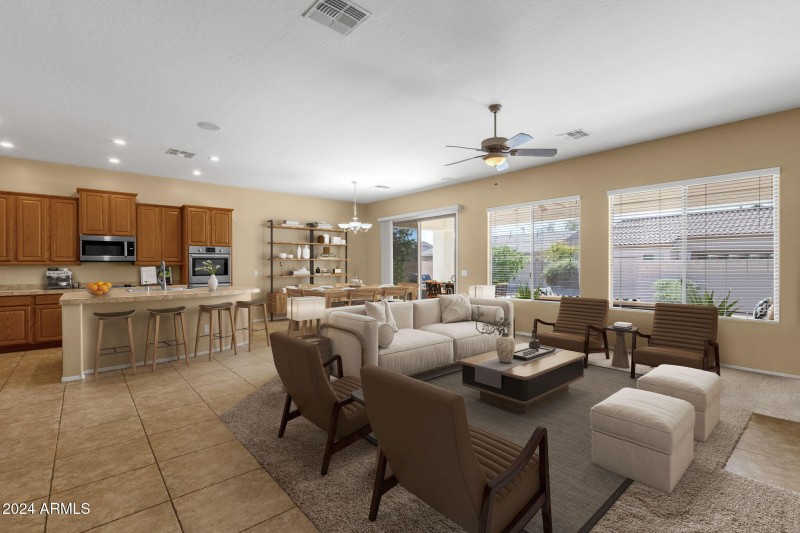 2-web-or-mls-3113-e-boston-st