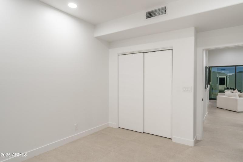 028_Guest Room 2 or office