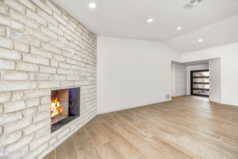 013_Fireplace Detail