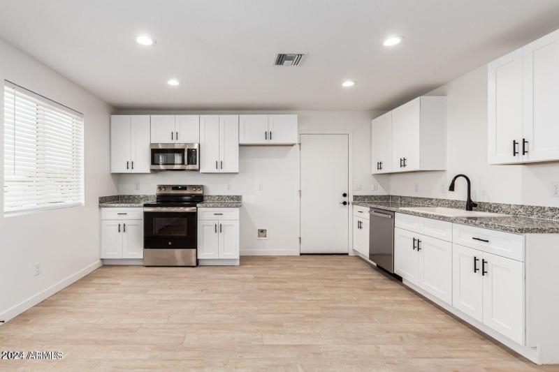 20240927154636301779000000-o