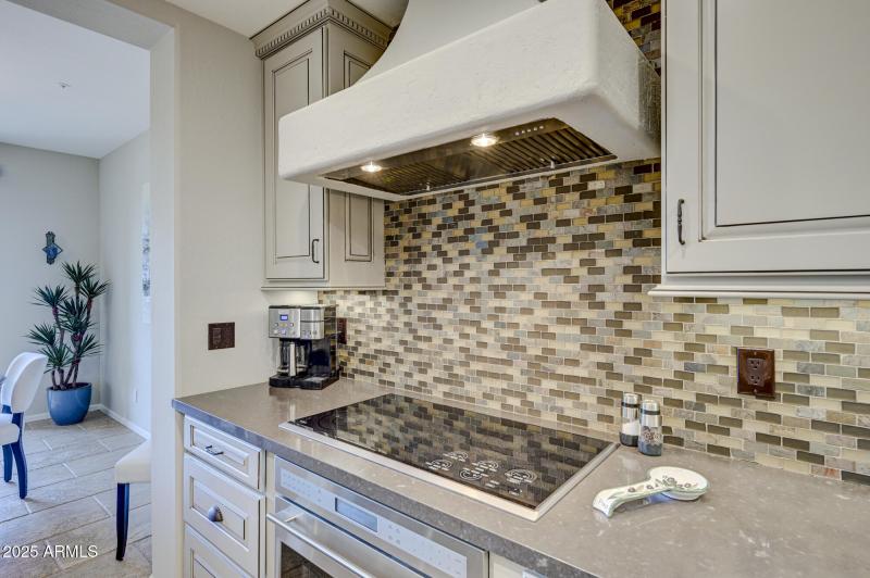 20802 N Grayhawk Dr #1131-10