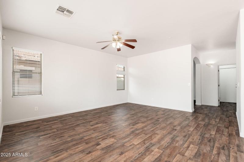 18064 W ACAPULCO Lane