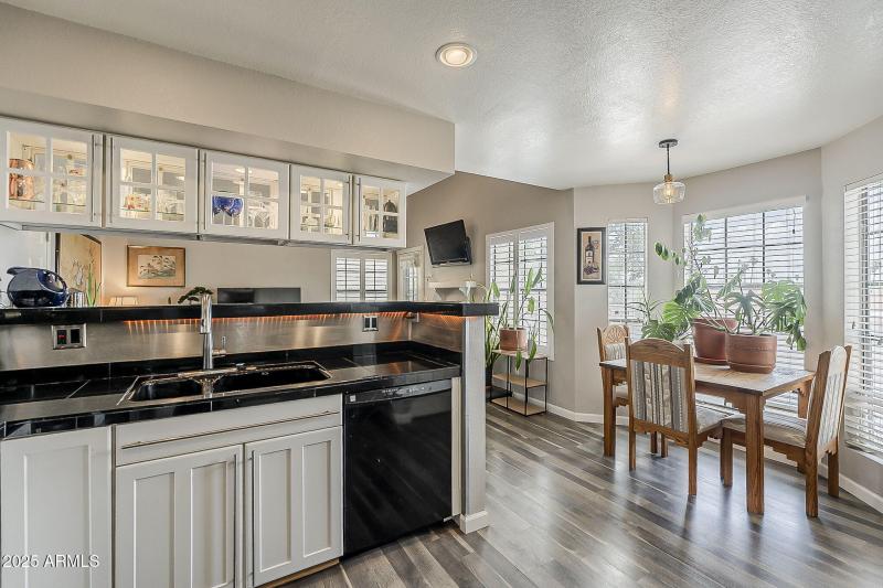 15-web-or-mls-Southern Ave-15