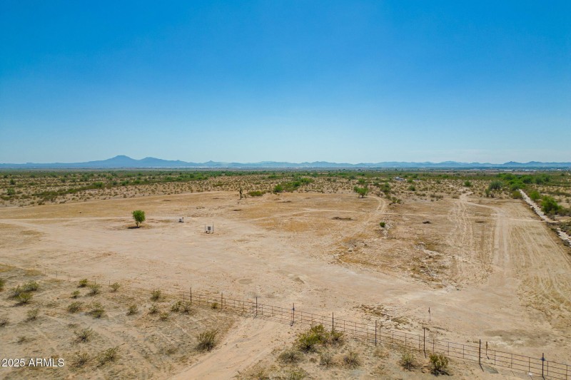 10-web-or-mls-ARROWHEAD-Aerial-10