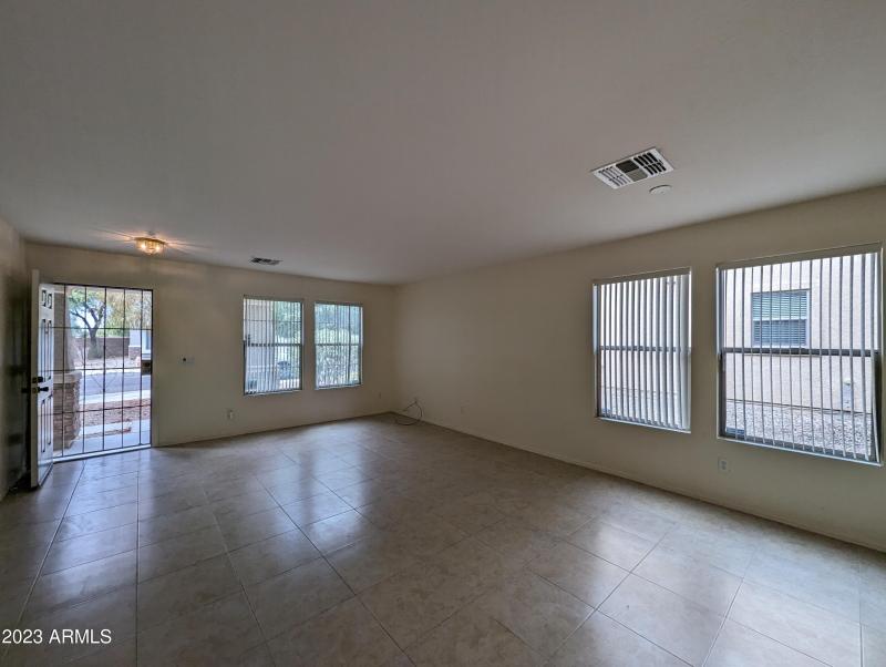 3215 W SAINT ANNE AVE