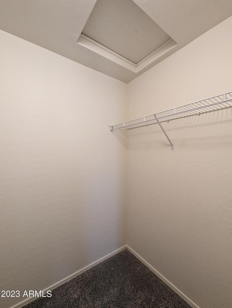 3215 W SAINT ANNE AVE