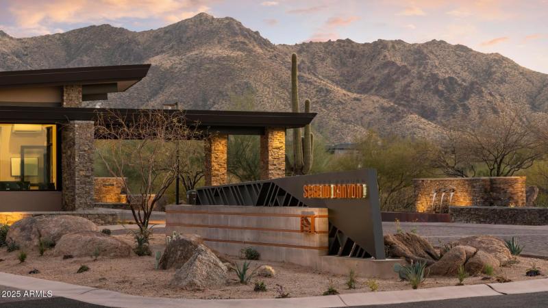 SerenoCanyon_Entry_8644_1920