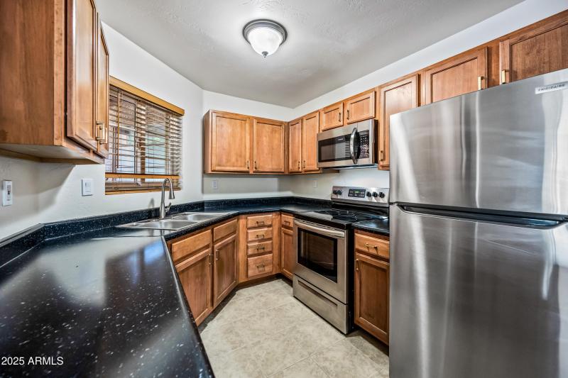 11-3845EGR108-ocupix