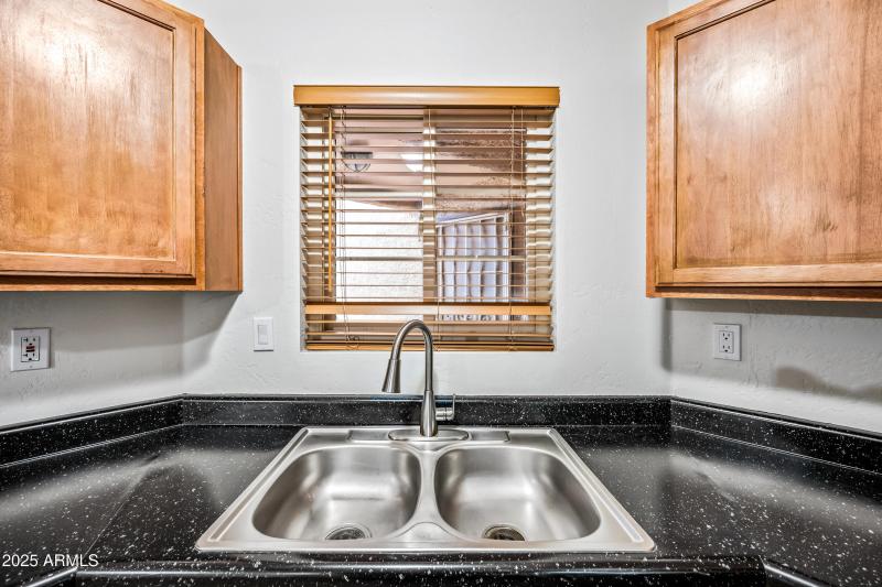 13-3845EGR108-ocupix