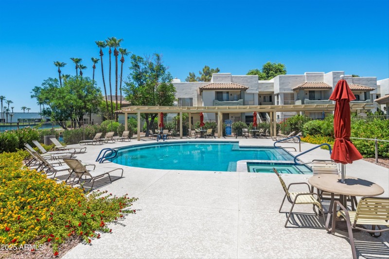 Community Pool & Spa