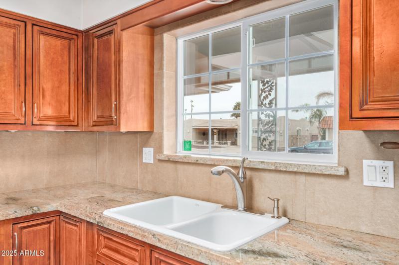 17 - Whispering Lake