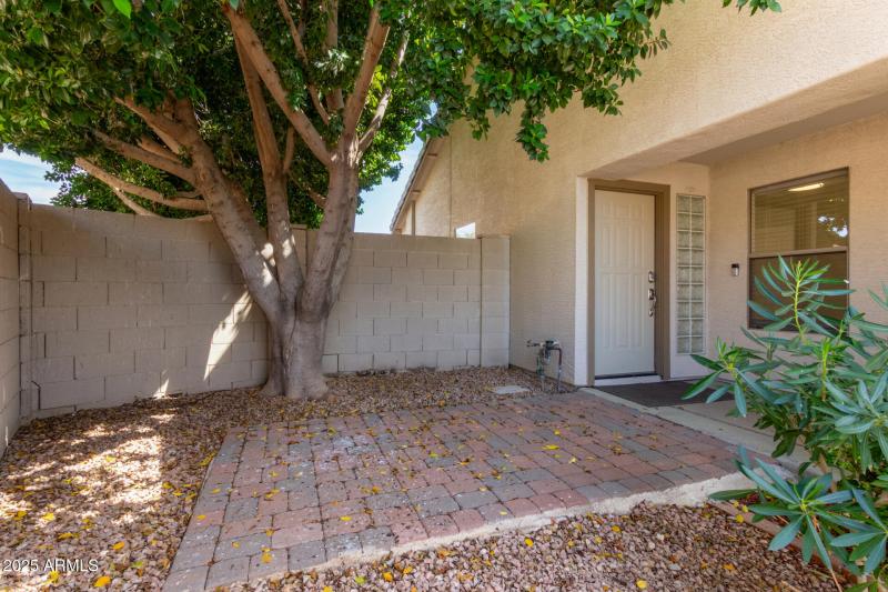 Courtyard Sitting Area