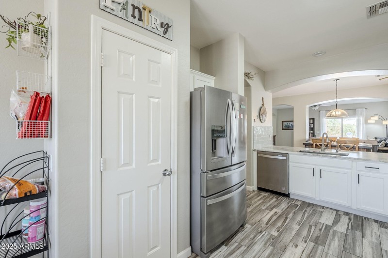 12-web-or-mls-Zachary-12