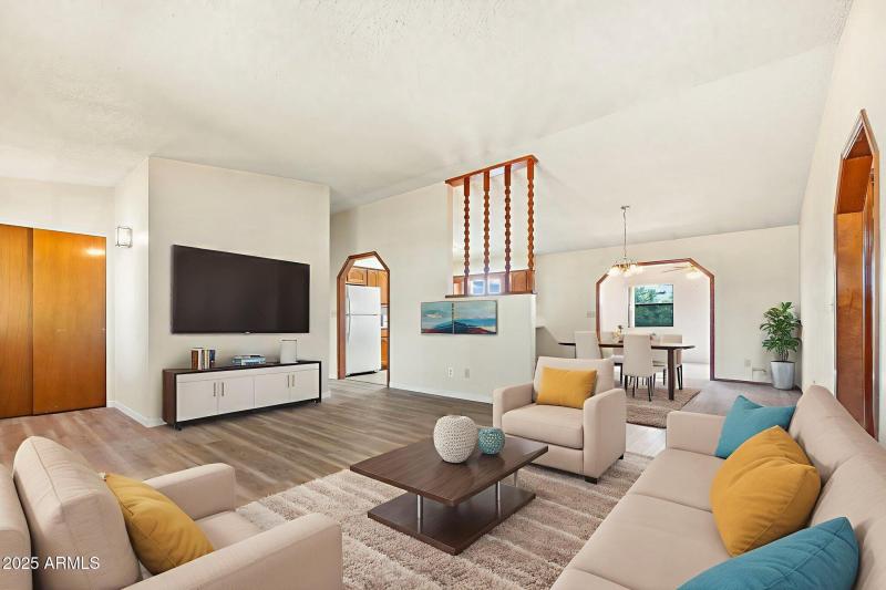 09_Living Room 03 Virtual