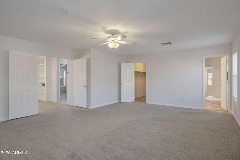 PRIMARY BD W/HUGE CLOSET